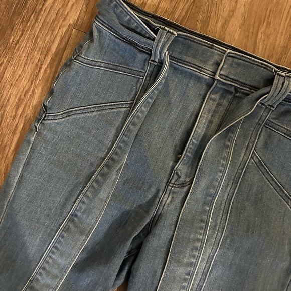 Express Flare Jeans - Picture 2 of 3